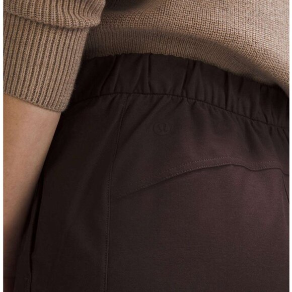Lululemon Light Utilitech Cargo Pocket HR Pant Espresso Size 27 Great Condition - Picture 5 of 13
